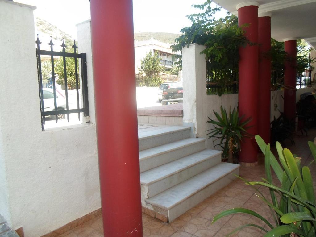 Costareli Aparthotel ฟูร์นีอิคาเรียส ภายนอก รูปภาพ