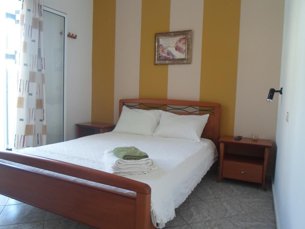 Costareli Aparthotel ฟูร์นีอิคาเรียส ภายนอก รูปภาพ